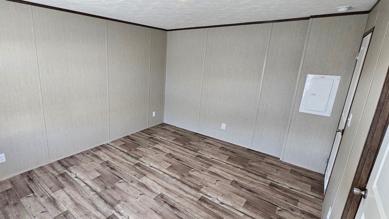 2501 Fox Road_105010